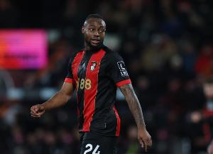 九游中国站-要挖空樱桃的节奏啊！西媒：利物浦除了科尔克兹还在关注塞梅诺