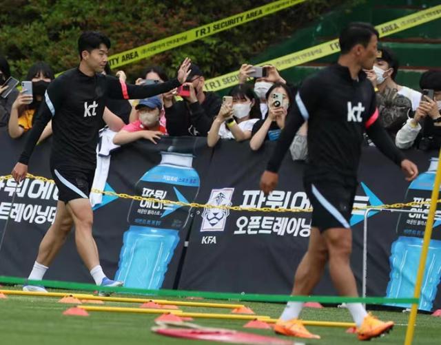 足球直播九游体育-韩国足协开出世界杯重奖!进八强可获78亿韩元